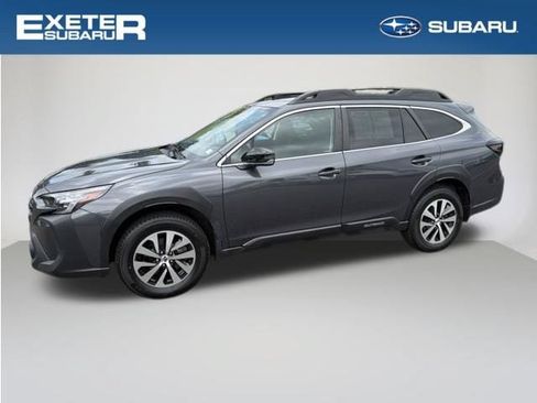 Used 2024 Subaru Outback Premium AWD/4WD image 1