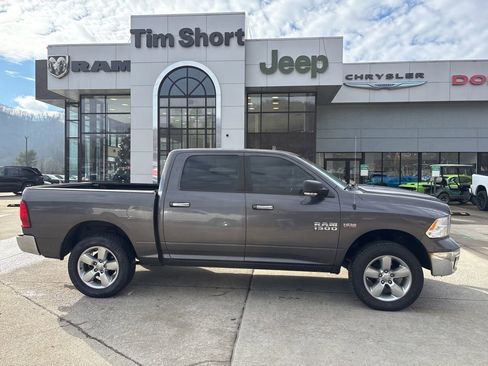 Used 2015 RAM 1500 Big Horn image 4
