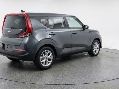 Used 2025 Kia Soul LX w/ LX Technology Package image 9