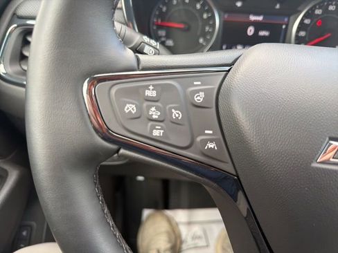 Certified 2024 Chevrolet Equinox Premier image 30