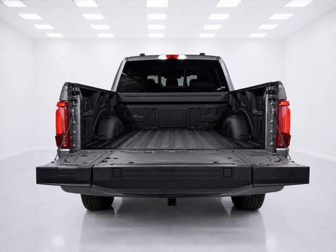 Used 2025 Ford F150 Platinum w/ FX4 Off-Road Package AWD/4WD image 12