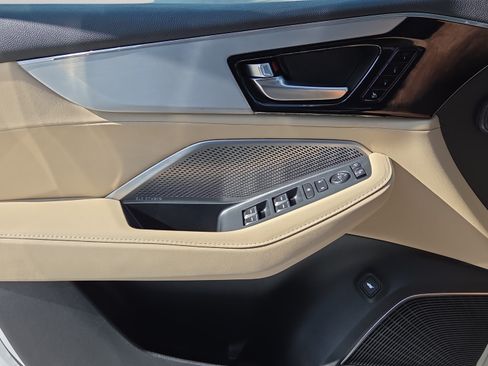 Certified 2024 Acura MDX FWD w/ Technology Package image 33
