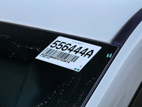 Used 2023 Subaru Impreza 2.0i image 27