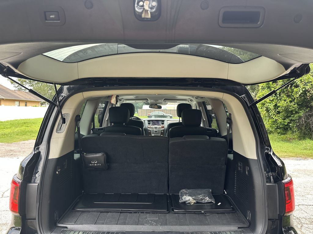 Used 2018 INFINITI QX80 2WD w/ Driver Assistance Package image 16