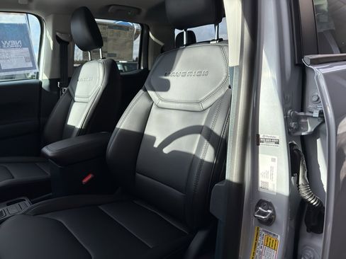 New 2026 Ford Maverick Lariat w/ Black Appearance Package image 16