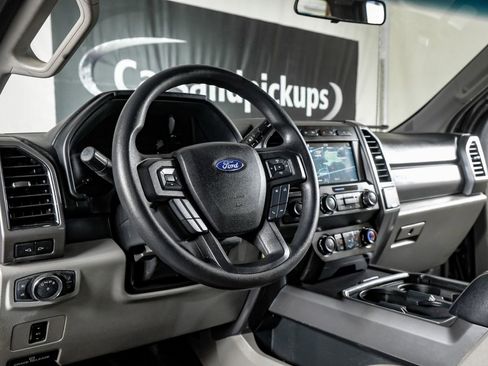 Used 2019 Ford F250 XLT w/ XLT Premium Package image 15