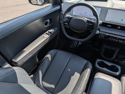 Used 2024 Hyundai Ioniq 5 Limited AWD/4WD image 9