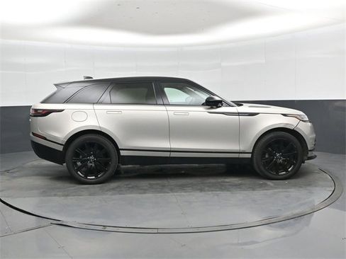 Used 2020 Land Rover Range Rover Velar R-Dynamic S image 2