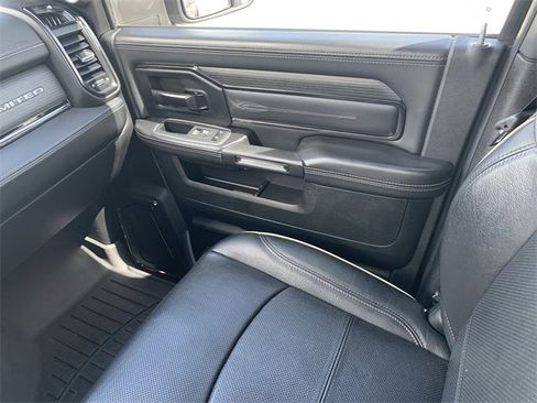 Used 2024 RAM 2500 Limited image 18