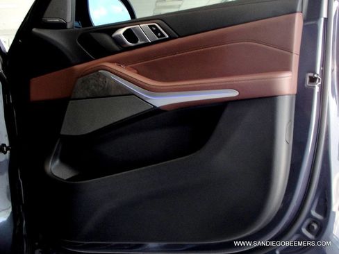 Used 2020 BMW X5 sDrive40i w/ M Sport Package image 12