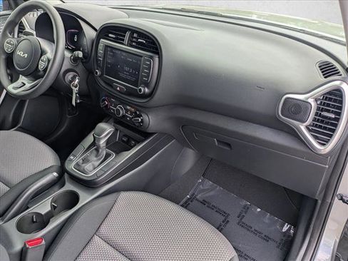 Used 2024 Kia Soul LX w/ Option Group 015 FWD image 20
