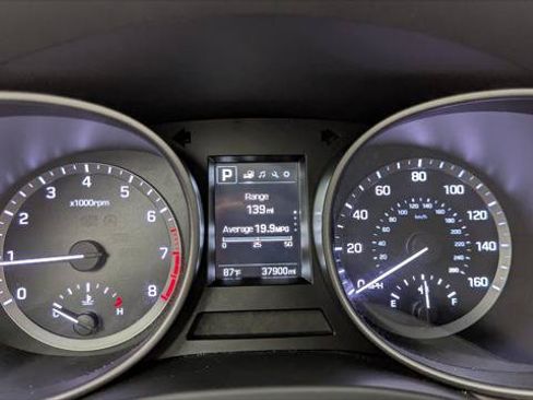 Used 2018 Hyundai Santa Fe Sport w/ 2.4L Value Package 02 FWD image 24
