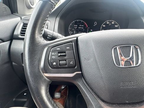 Used 2024 Honda Ridgeline Sport image 25