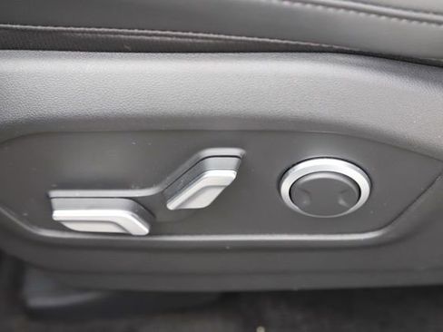 Used 2025 Hyundai Santa Fe SEL AWD/4WD image 15