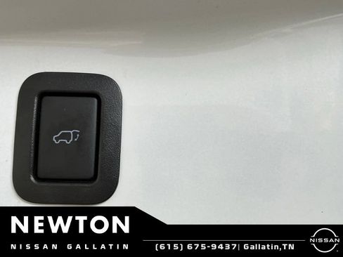 Used 2017 Toyota Highlander Limited FWD image 24