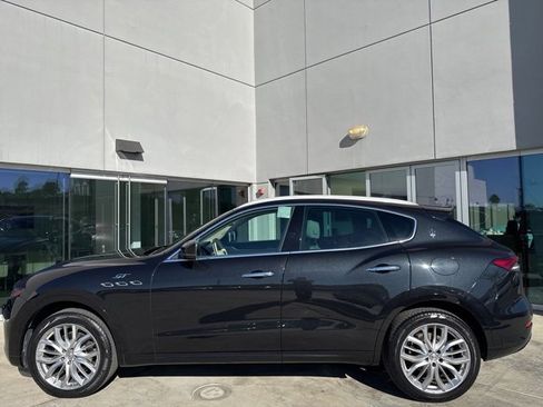 Certified 2022 Maserati Levante GT image 5