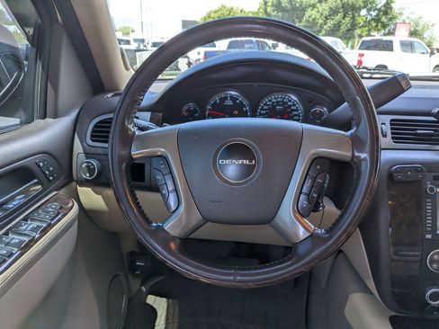 Used 2012 GMC Yukon Denali AWD/4WD image 18