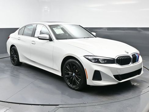 Used 2024 BMW 330i xDrive Sedan w/ Convenience Package image 3