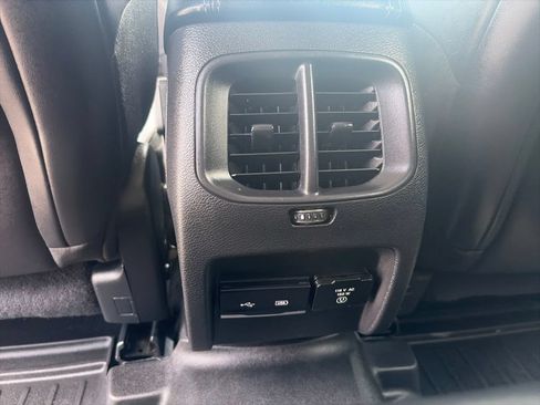 Used 2020 Jeep Cherokee Limited AWD/4WD image 30
