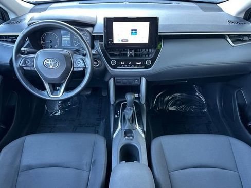 Certified 2023 Toyota Corolla Cross LE w/ Moonroof Package image 17