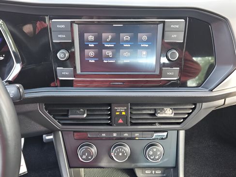 Used 2023 Volkswagen Jetta Sport FWD image 16