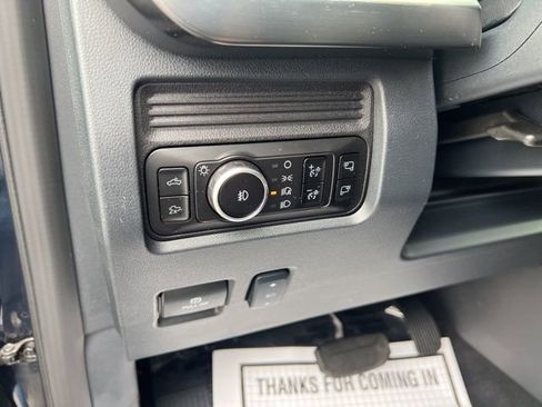 Used 2025 Ford F350 Lariat w/ Lariat Ultimate Package AWD/4WD image 17