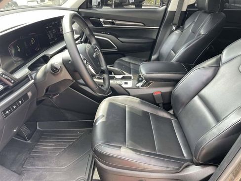 Used 2024 Kia Telluride S w/ S Sunroof Package image 17