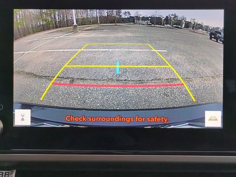 Used 2025 Toyota Camry SE image 19