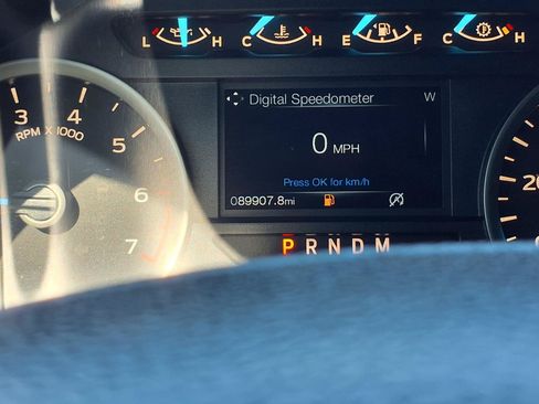 Used 2018 Ford F150 XLT w/ Equipment Group 302A Luxury AWD/4WD image 19