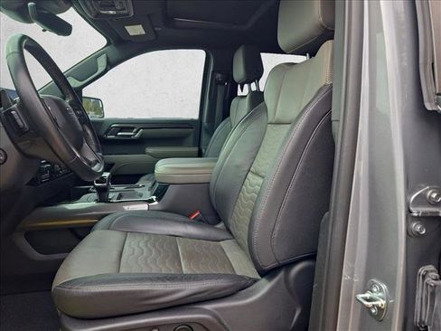 Used 2023 Chevrolet Silverado 1500 ZR2 w/ Technology Package image 16