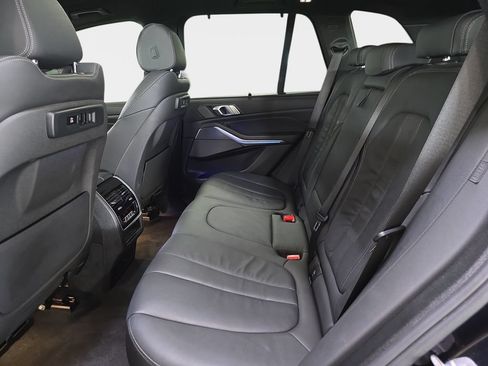 Used 2020 BMW X5 xDrive40i w/ M Sport Package AWD/4WD image 14