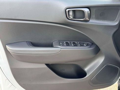 New 2026 Hyundai Venue SEL image 14