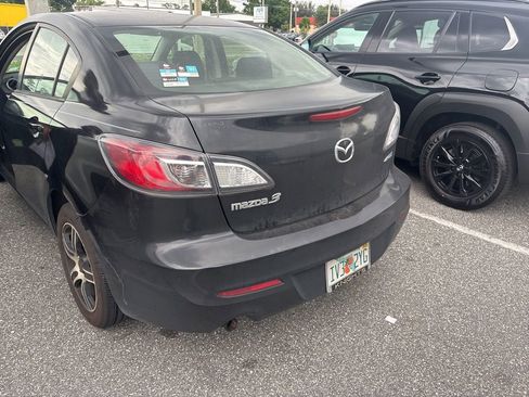 Used 2013 MAZDA MAZDA3 i Sport image 9