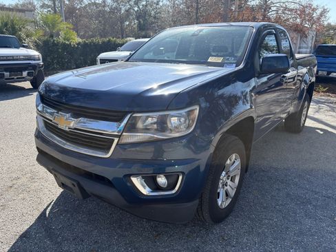 Certified 2019 Chevrolet Colorado LT w/ LT Convenience Package image 3