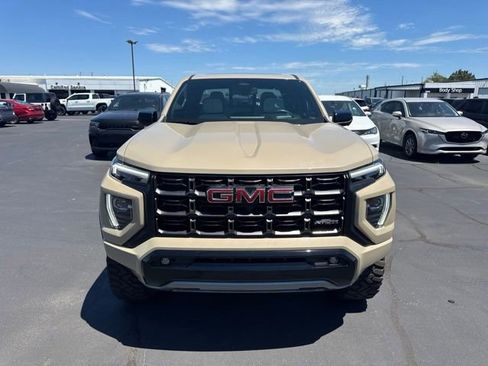 Used 2024 GMC Canyon AT4X AWD/4WD image 8