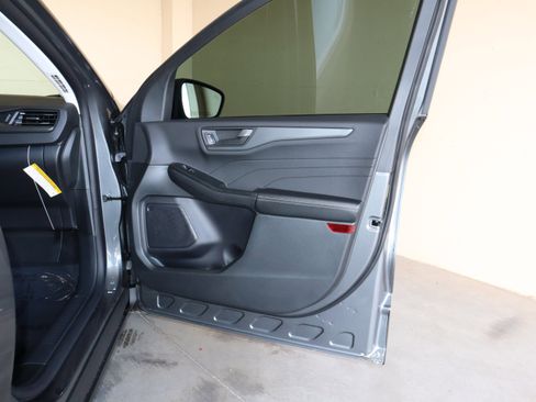 New 2026 Ford Escape Active w/ Tech Pack #1 FWD image 39