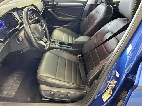Used 2024 Volkswagen Jetta SE FWD image 16