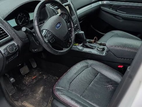 Used 2016 Ford Explorer Sport w/ Equipment Group 401A AWD/4WD image 9
