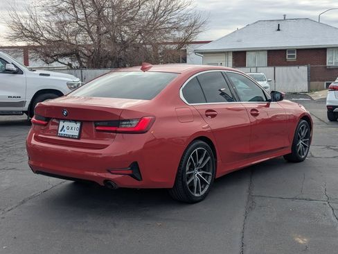 Used 2021 BMW 330i xDrive Sedan w/ Convenience Package image 3