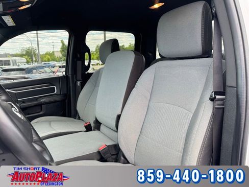 Used 2024 RAM 2500 Big Horn AWD/4WD image 40