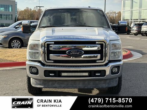 Used 2011 Ford F250 Lariat w/ Lariat Ultimate Pkg image 2