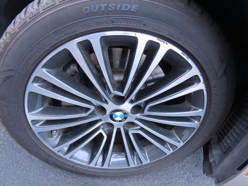 Used 2017 BMW 530i 530i image 18