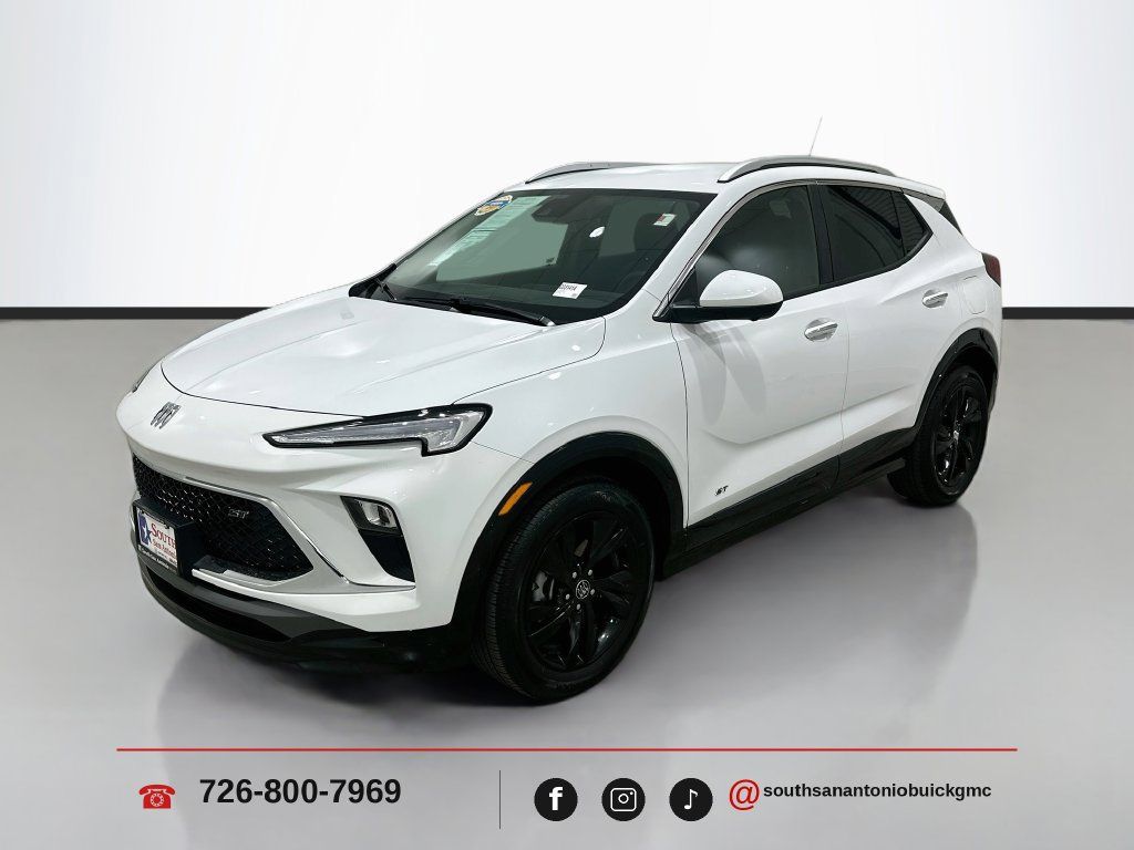 Used 2026 Buick Encore GX Sport Touring w/ Advanced Technology Package FWD image 3