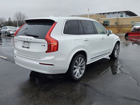 Used 2024 Volvo XC90 B6 Plus w/ Protection Package Premier image 4
