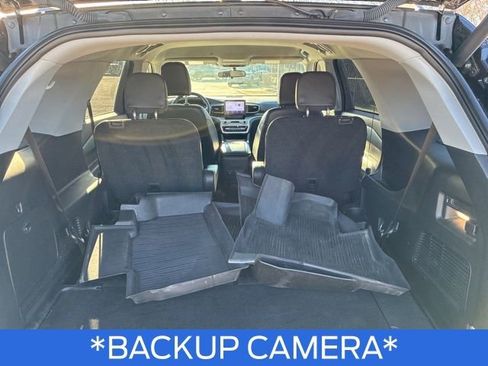 Used 2023 Ford Explorer XLT w/ Equipment Group 202A image 11