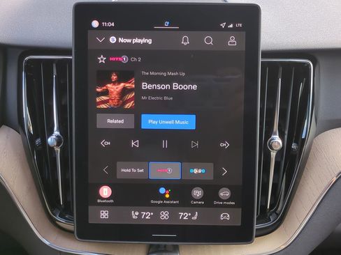 New 2026 Volvo XC60 B5 Plus w/ Protection Package Premier image 16