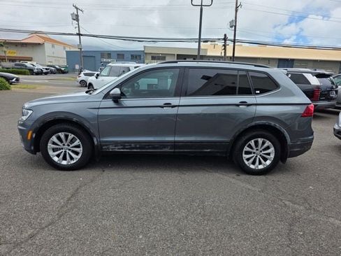 Used 2019 Volkswagen Tiguan S w/ Driver Assistance Package FWD image 4