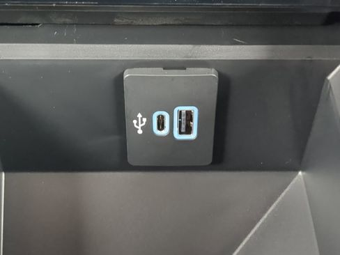 Used 2025 Ford F450 Platinum w/ Platinum Plus Package image 21