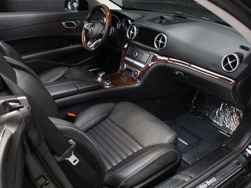 Used 2019 Mercedes-Benz SL 450 w/ Premium Package image 62