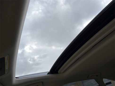 Used 2020 Lexus RX 350L Premium w/ Premium Package image 24